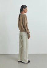Load image into Gallery viewer, HART MERINO CARDIGAN
