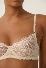 Load image into Gallery viewer, MAVERICK BRA SAND
