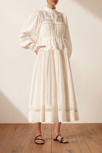 Load image into Gallery viewer, LUCIA BALLOON SLEEVE FRILL MIDI DRESS
