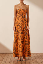 Load image into Gallery viewer, ULI LINEN CORDED STRAPLESS MAXI DRESS
