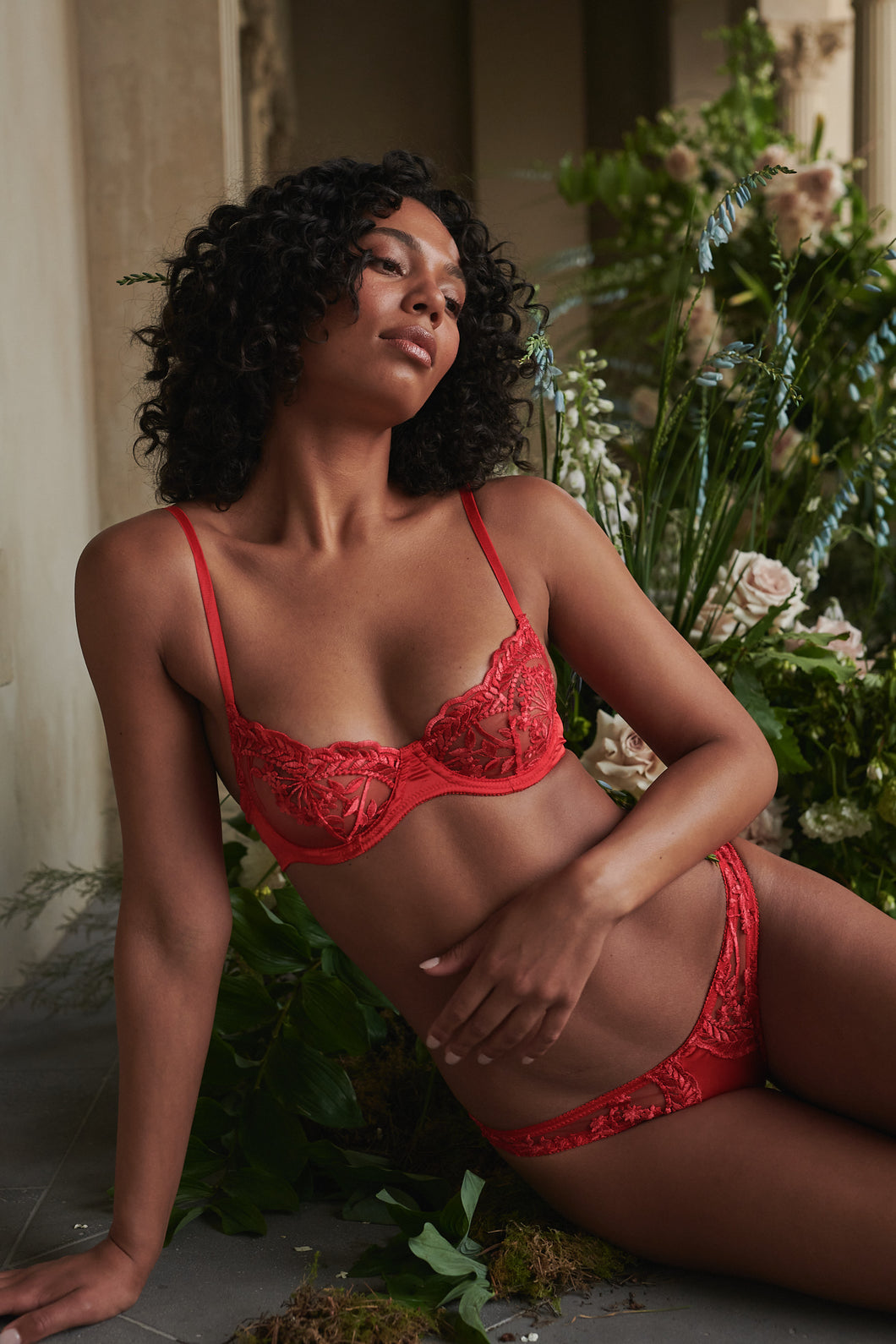 FRANKIE UNDERWIRE RED